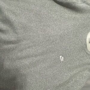 Nike Men's Heather Gray Short Sleeve Tee